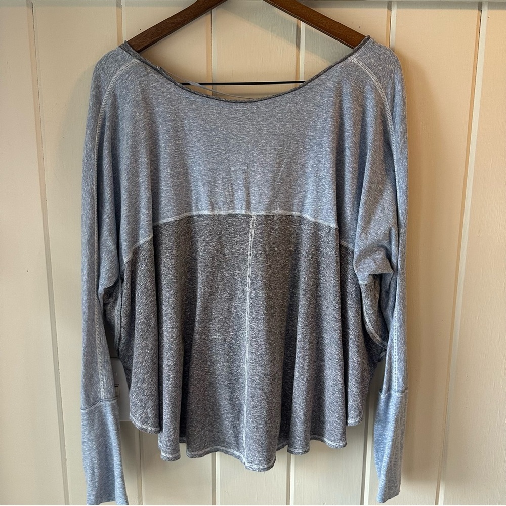 We The Free Blue and Gray Women's T-Shirt, Size Medium - Picture 6 of 6